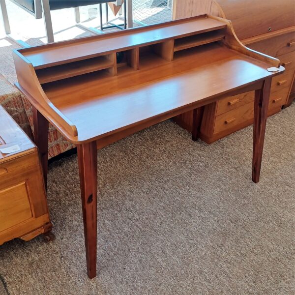 mc style writing desk