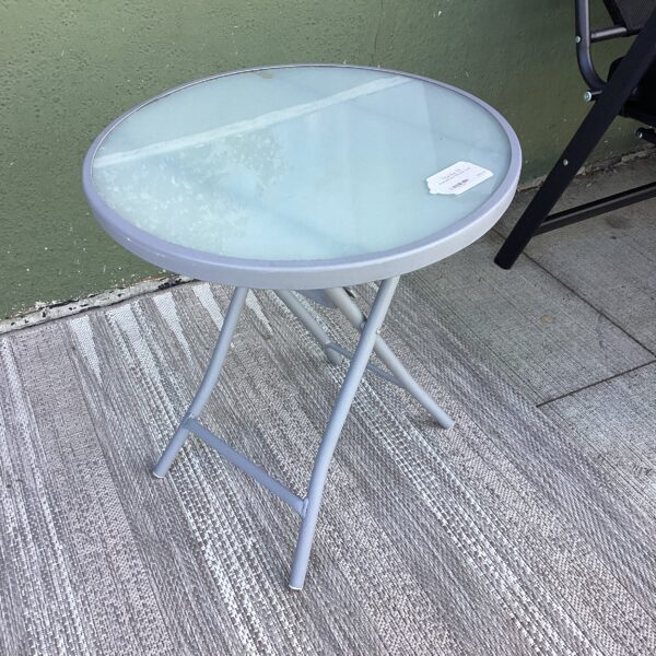 folding round patio side table