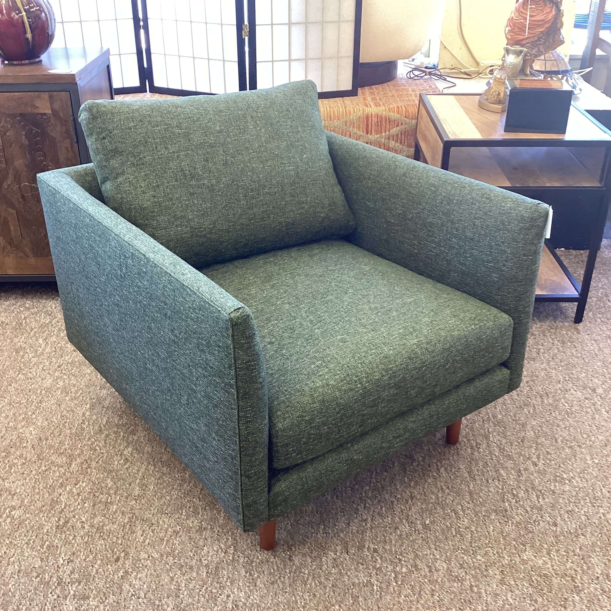 forest green lounge chair