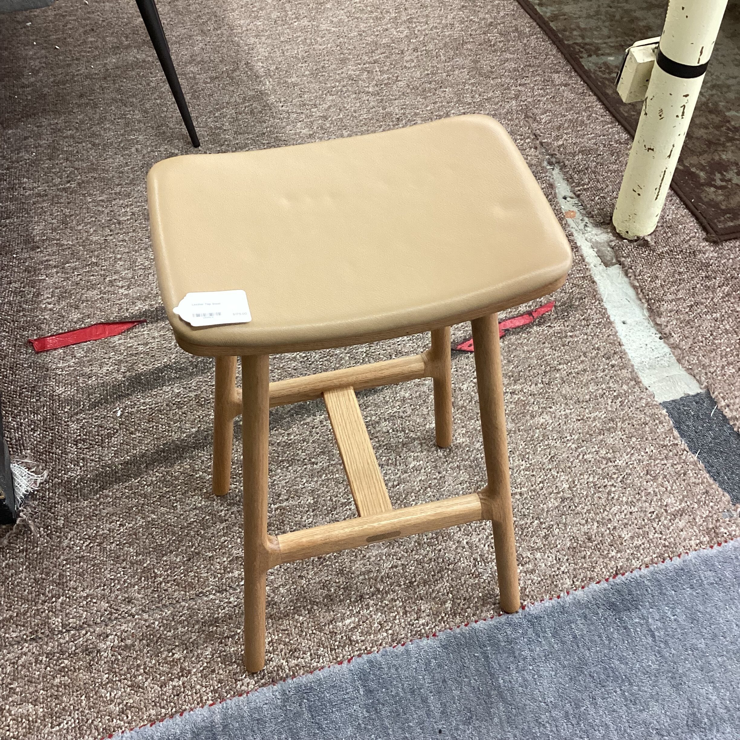 leather top stool