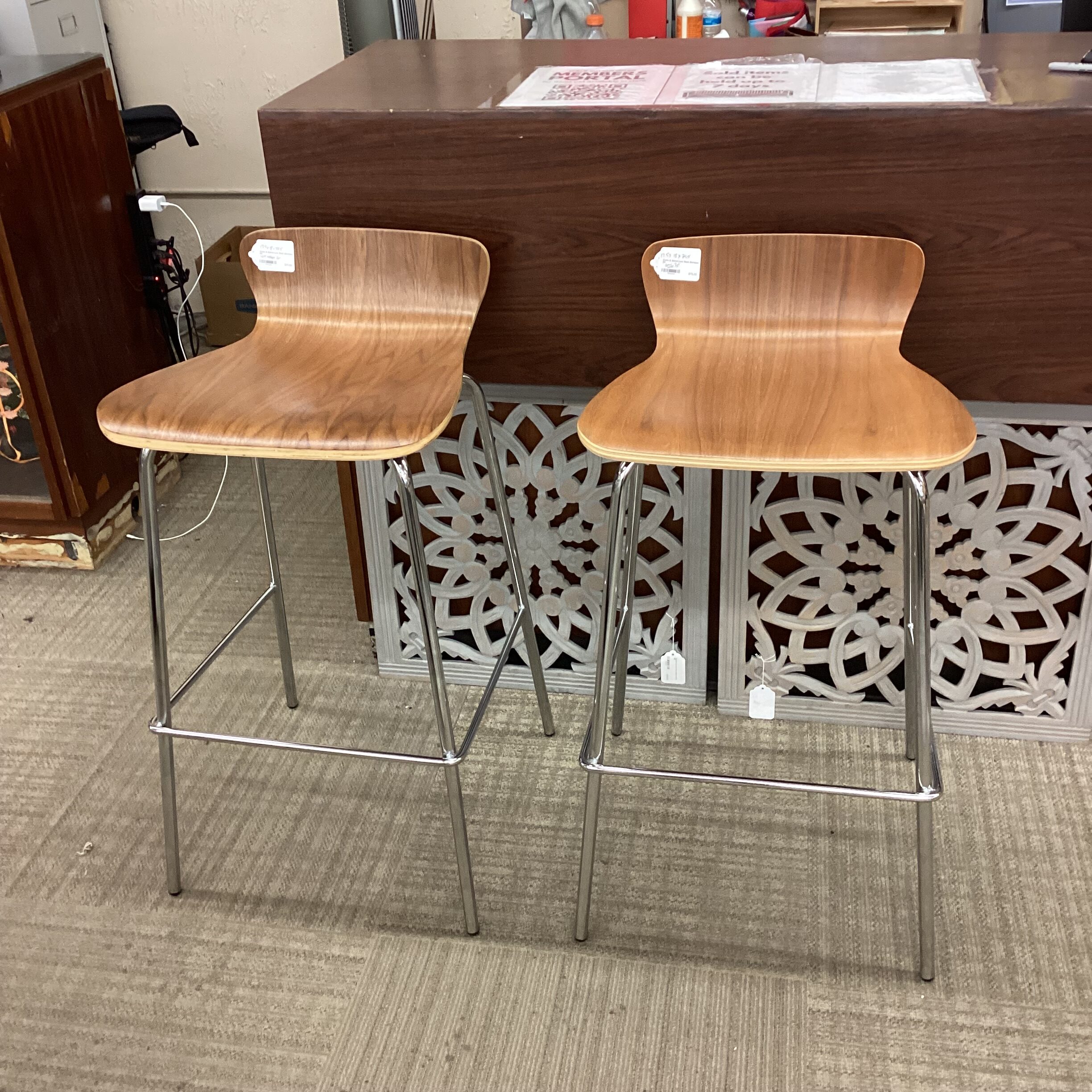 crate & barrel low back barstool