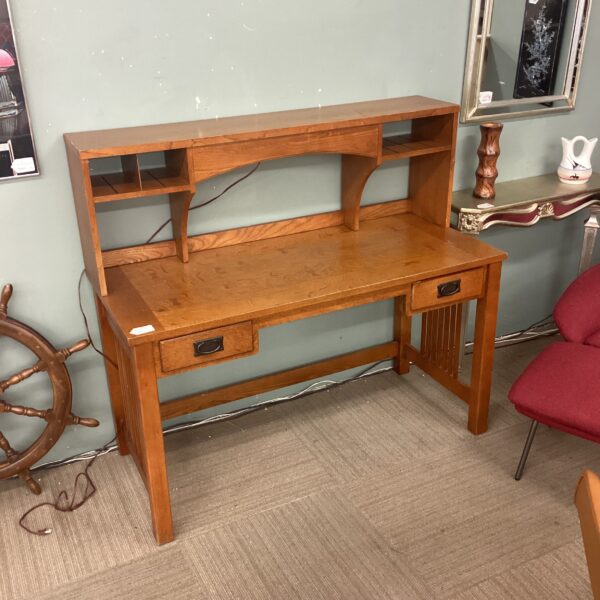 bassett oak mission style desk w/shelf