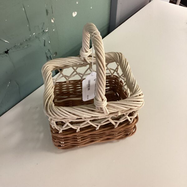 brown & blonde rattan basket