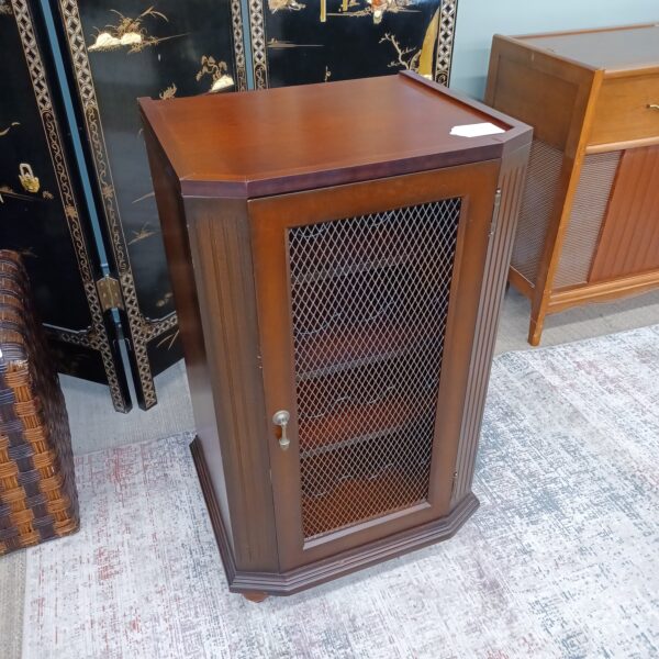 wine cabinet w/wire mesh door