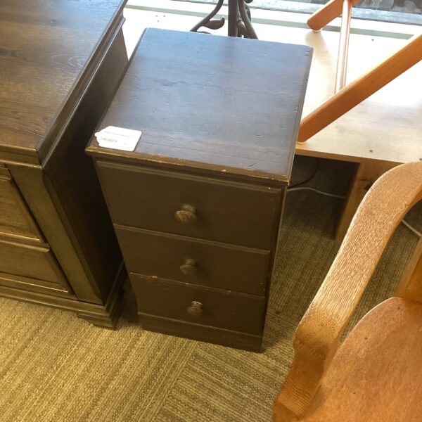 brown 3 drawer nightstand