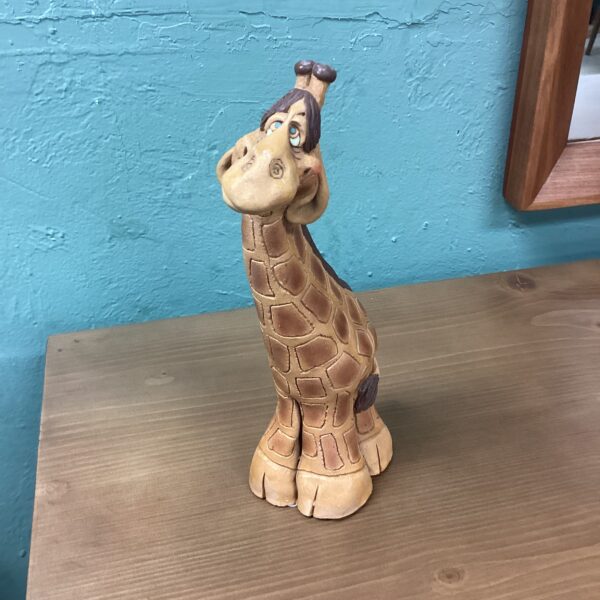 dopey giraffe decor