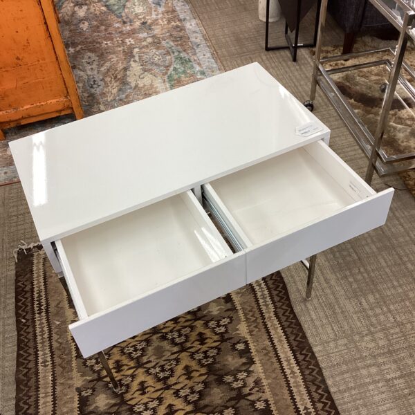 white lacquer console table w/drawers