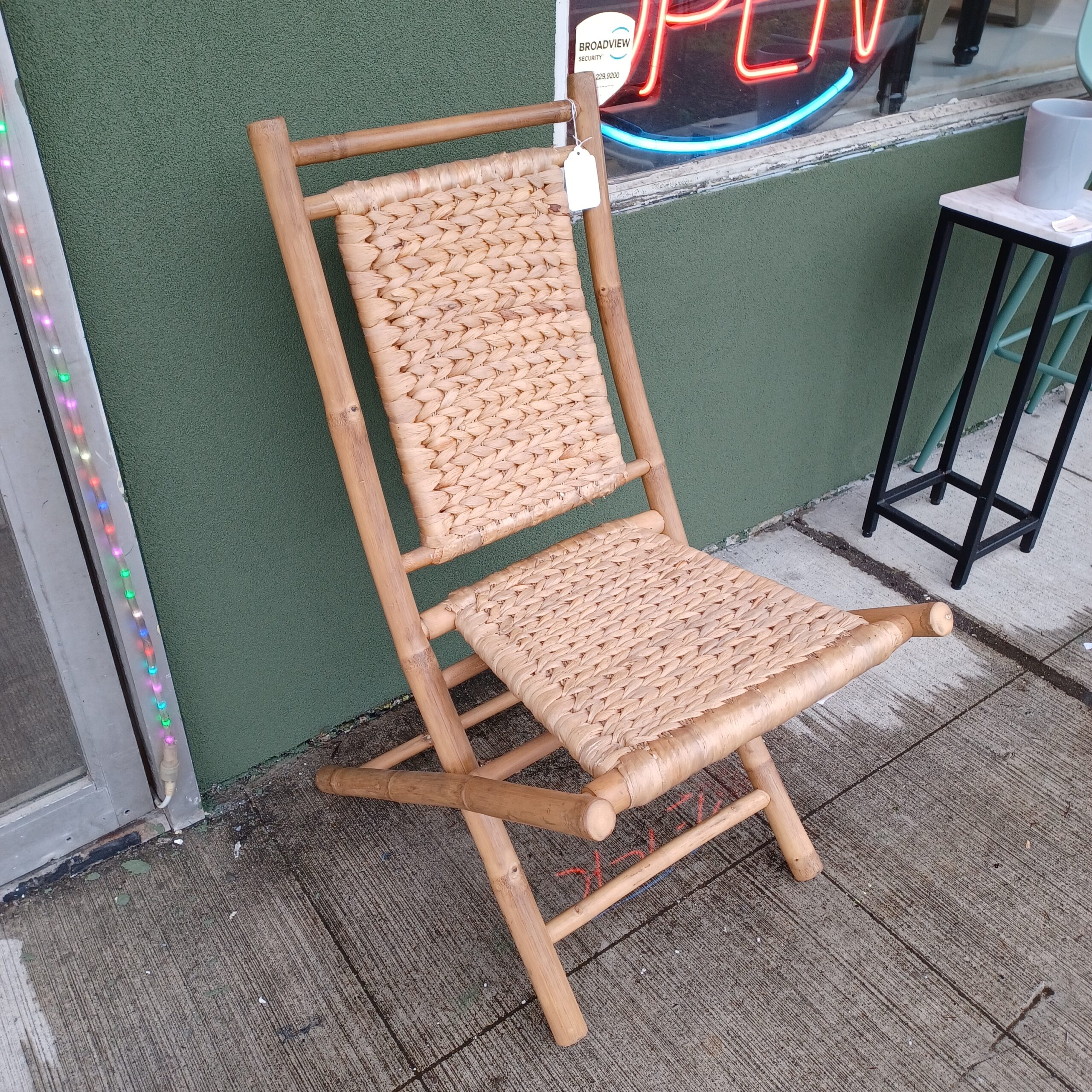 bamboo & seagrass folding chair