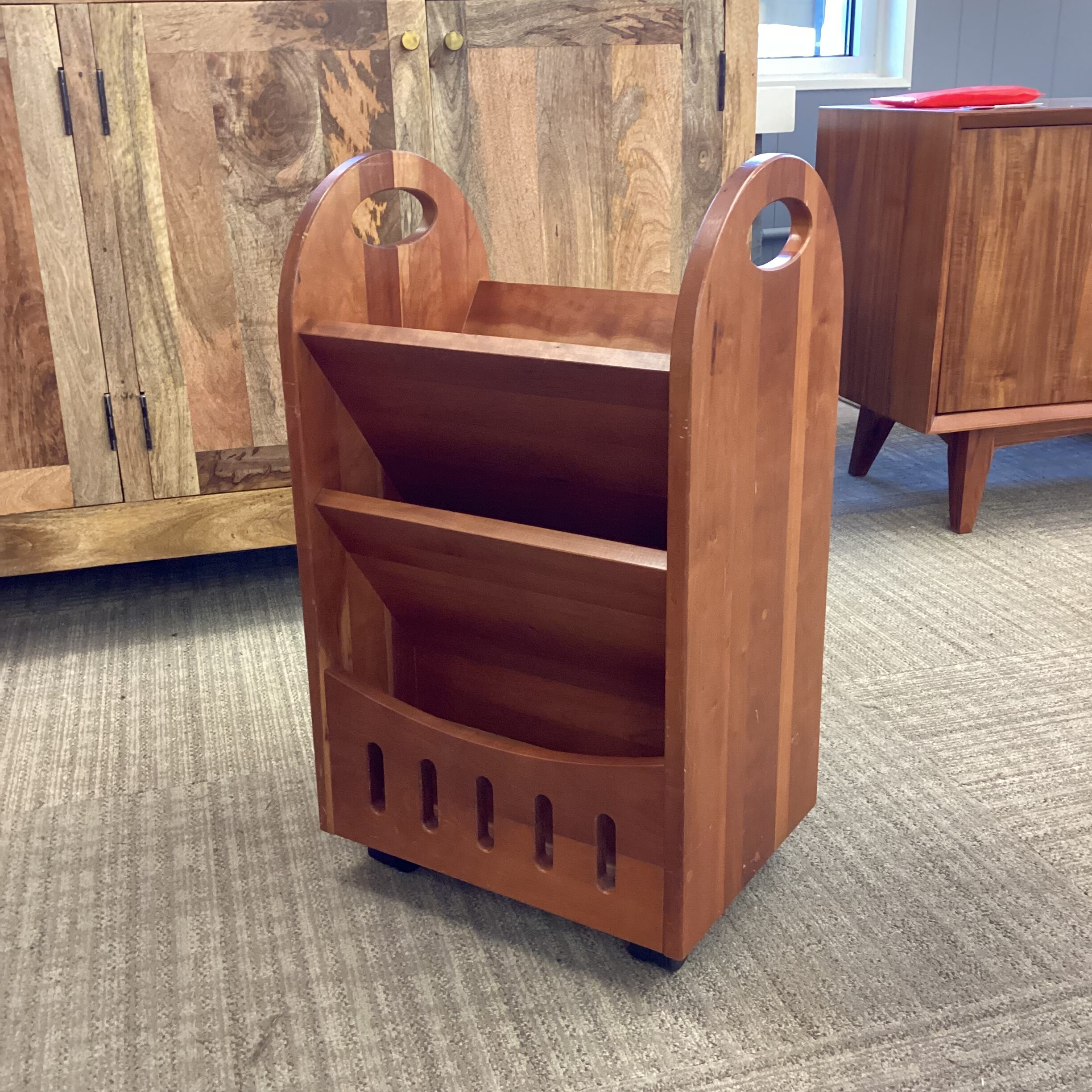 hardwood rolling magazine rack