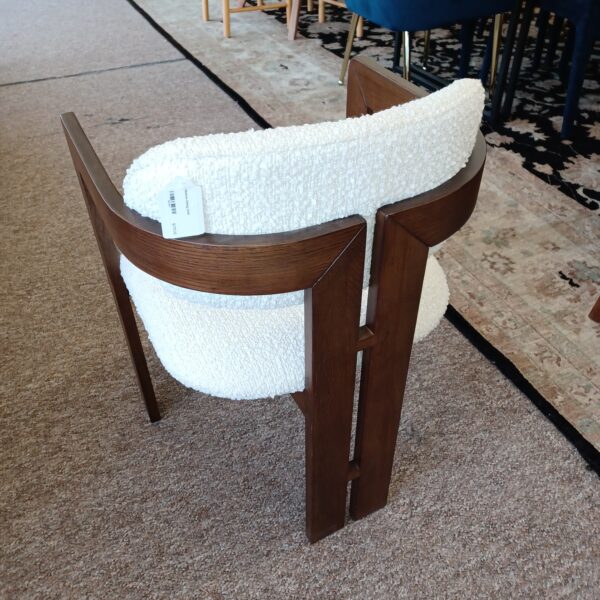 molinos dining chair