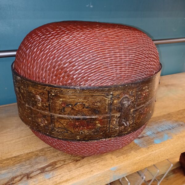 vintage chinese rattan hat box